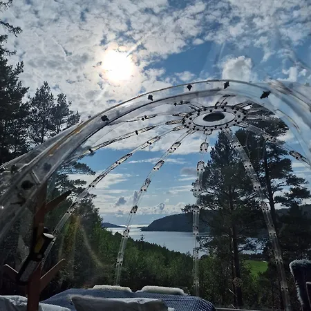 Glassigloo Med Panoramautsikt - Nordlys Og Stjernehimmel - Fosen Lyxtält Husby