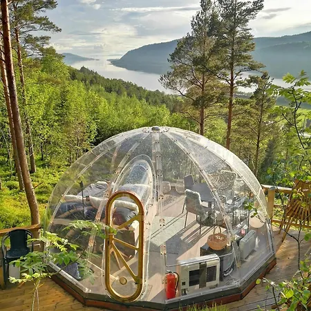Luxusní stan Glassigloo Med Panoramautsikt - Nordlys Og Stjernehimmel - Fosen Husby